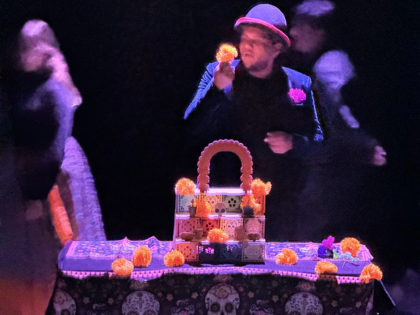 Calaveritas live stage performance in Paris